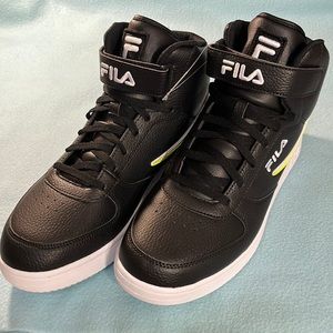 FILA Men's Shoes - size 13